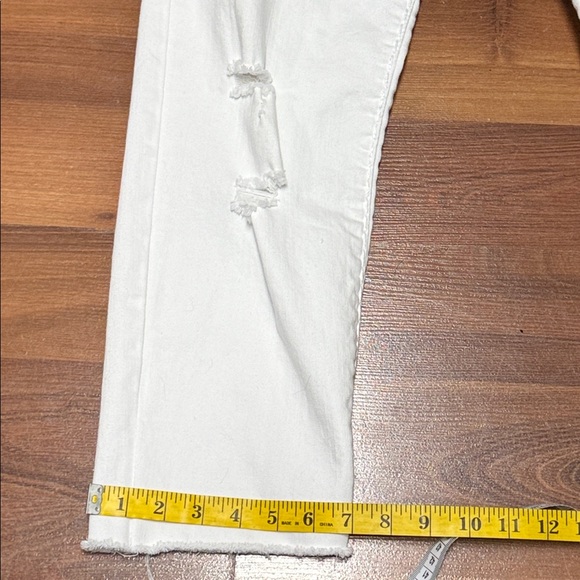 TRUE RELIGION Distressed Rocco - Picture 12 of 13